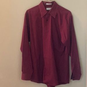 VanHUESEN button up shirt